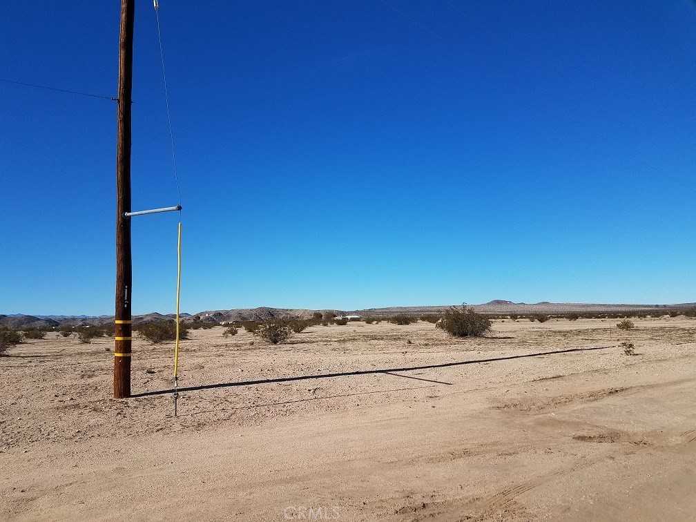 photo 3: Corner of Sunfair and Sunview, Joshua Tree CA 92252