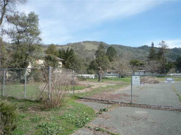 photo 2: 6900 Frontage Road, Lucerne CA 95458