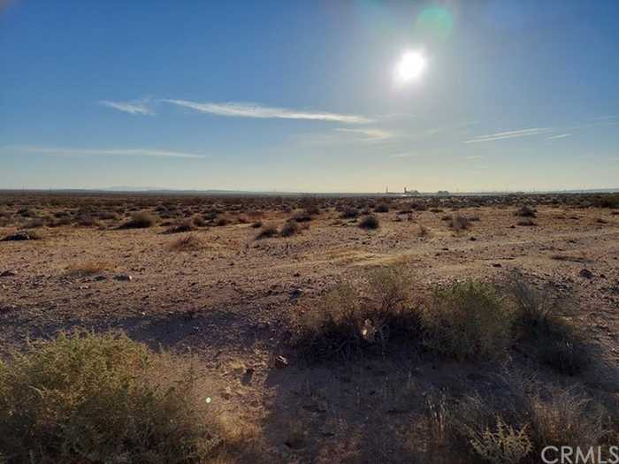 photo 2: 1 Rutledge Avenue, Kramer Junction CA 93516