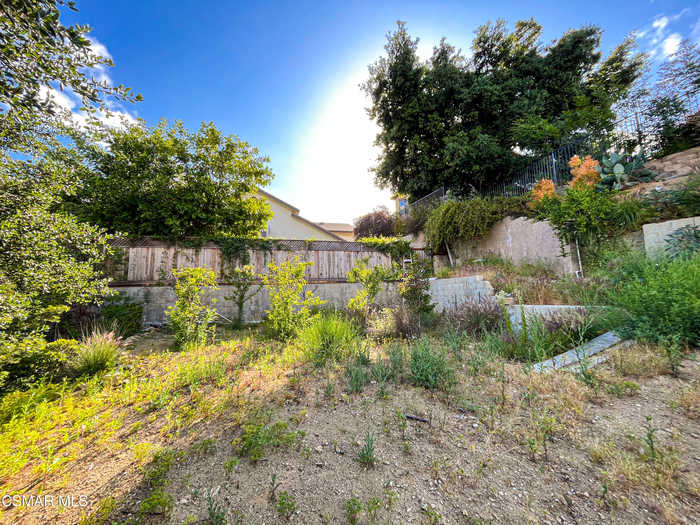 photo 1: 4 Rudolph Drive, Newbury Park CA 91320