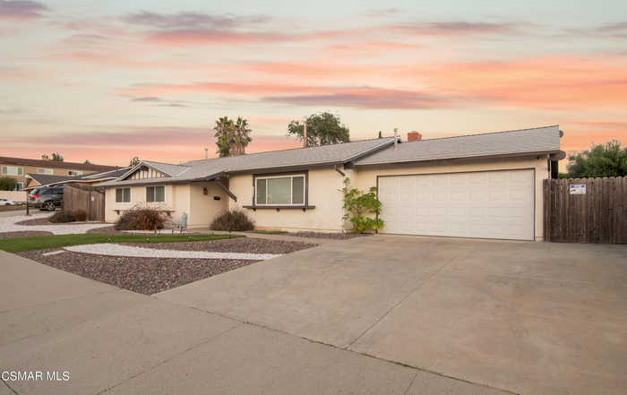 photo 2: 642 Wendy Drive, Newbury Park CA 91320