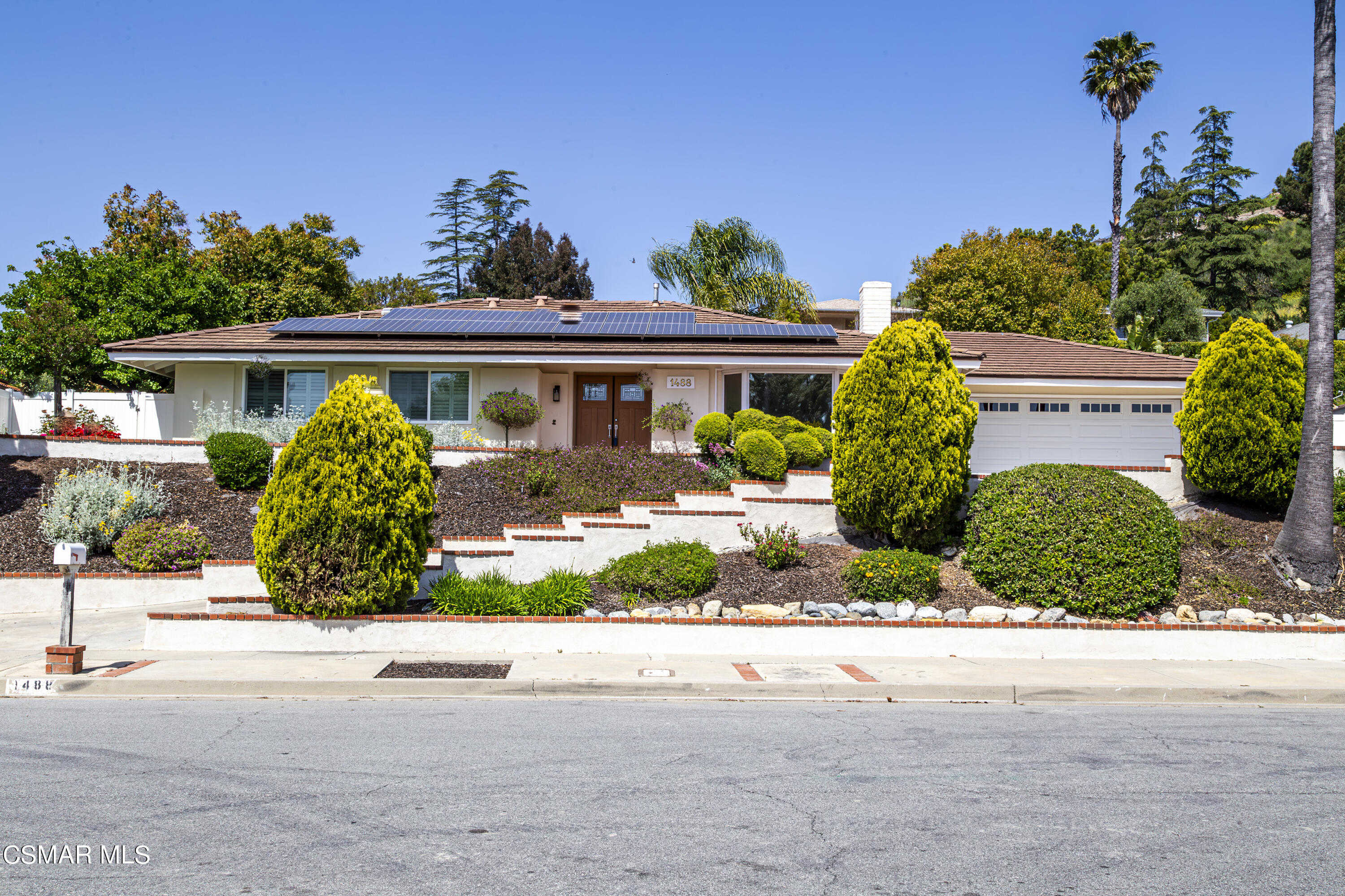 photo 1: 1488 Lamont Avenue, Thousand Oaks CA 91362