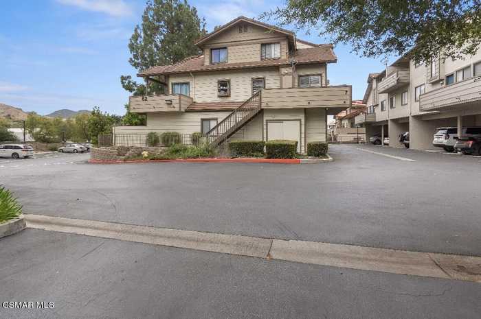 photo 1: 62 Maegan Place Unit 7, Thousand Oaks CA 91362