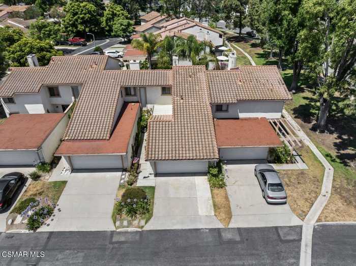 photo 1: 293 San Vincente Circle, Newbury Park CA 91320