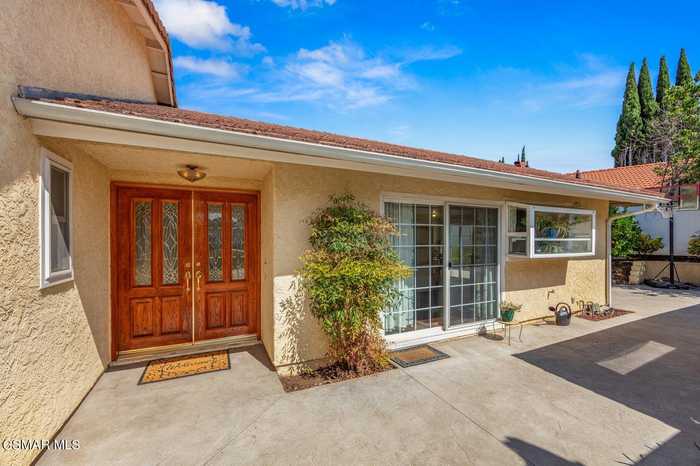 photo 2: 415 Arcturus Street, Thousand Oaks CA 91360