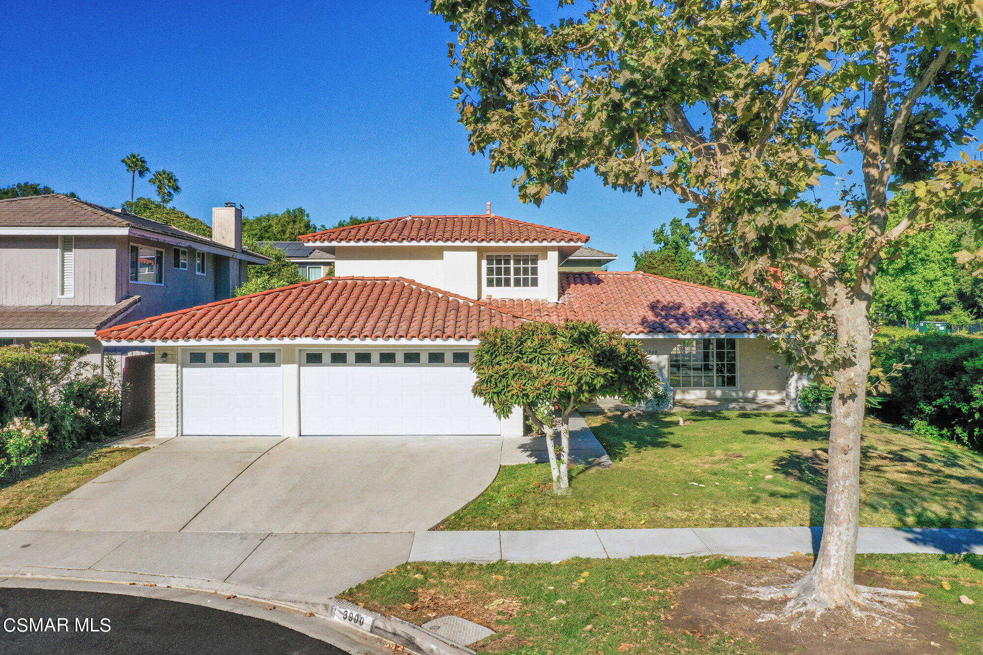 photo 1: 3900 Middlegate Road, Westlake Village CA 91361