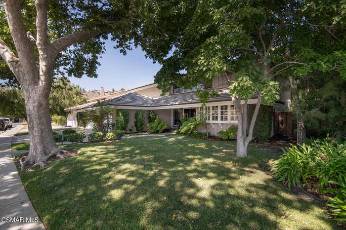 photo 2: 1396 Whitehall Place, Westlake Village CA 91361