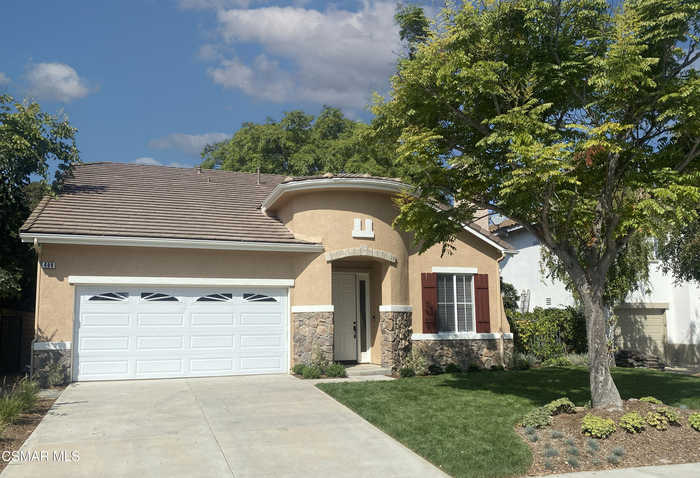 photo 1: 409 Calle Veracruz, Newbury Park CA 91320