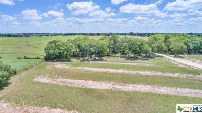 photo 2: 511 CR 362 Unit Lot 14, Shiner TX 77984