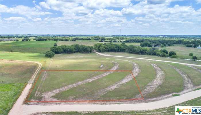 photo 1: 511 CR 362 Unit Lot 10, Shiner TX 77984