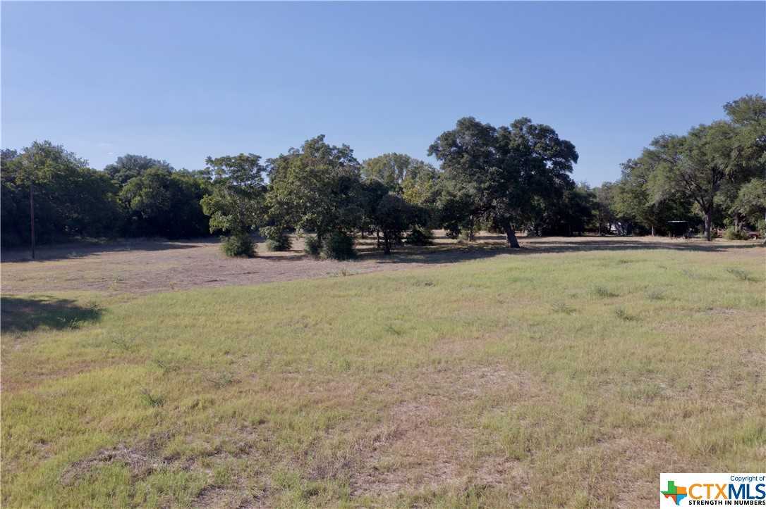 photo 3: 1068 County Road 360, Shiner TX 77984