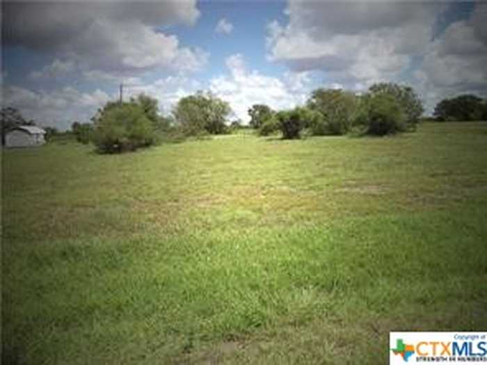 photo 2: 302-306 W PARIS Avenue, Seadrift TX 77983