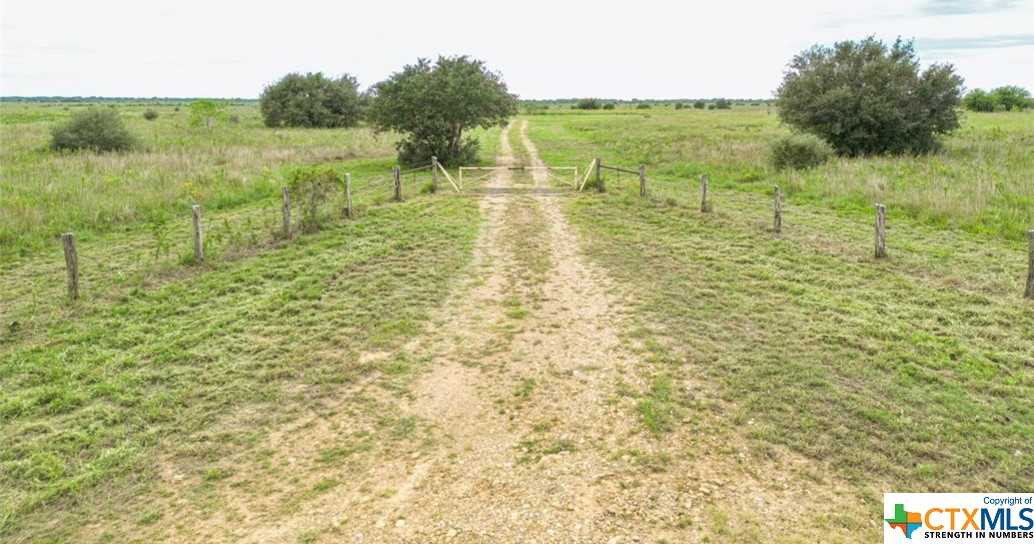 photo 3: Garrett-Gonzales School Road, Victoria TX 77901