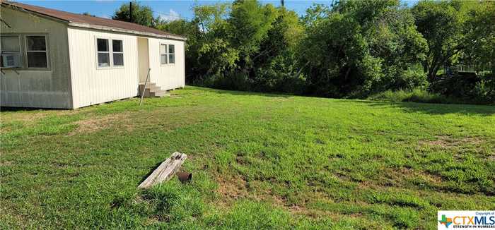 photo 3: 507 W Dallas Avenue, Seadrift TX 77983