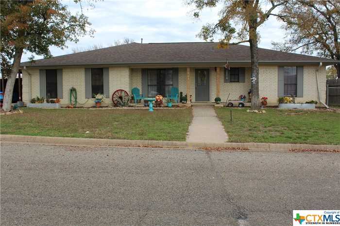 photo 1: 903 Scenic Drive, Gatesville TX 76528