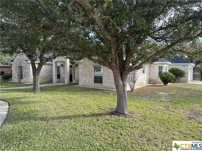 photo 2: 107 Rio Drive, Gatesville TX 76528