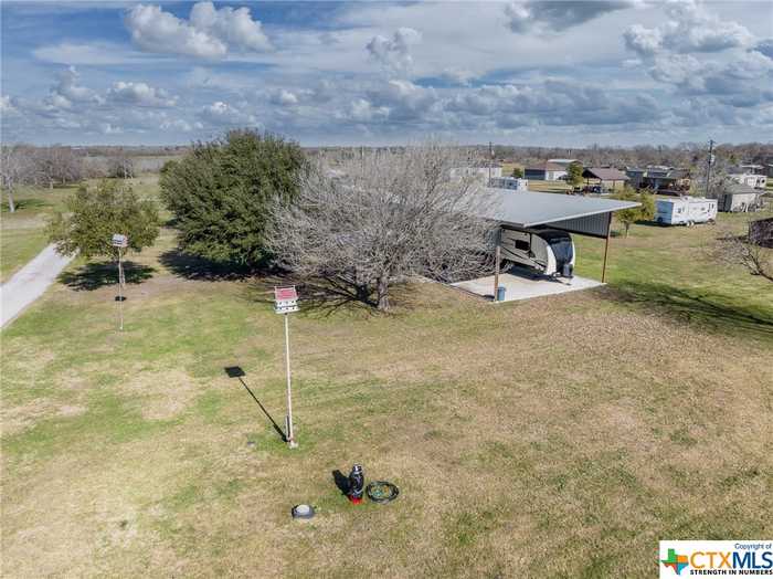 photo 2: 2 Tapi Lane, Gonzales TX 78629