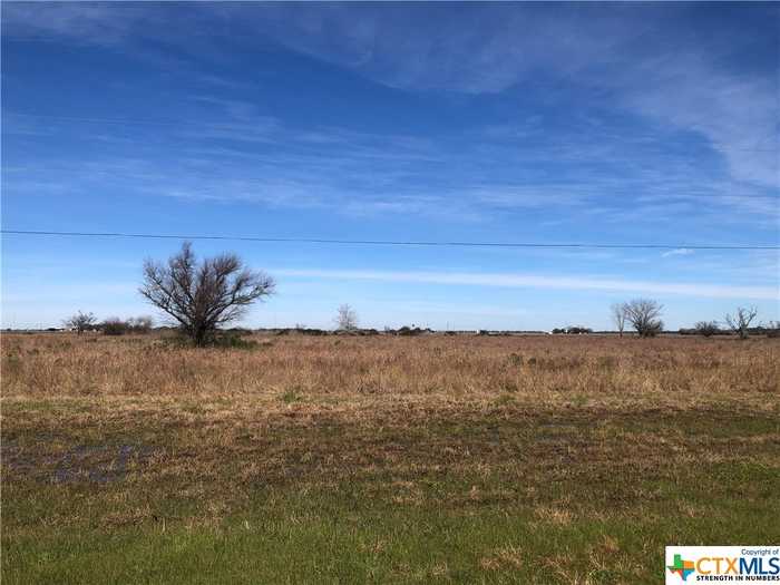 photo 1: 4508 US Hwy 59 S, Edna TX 77957