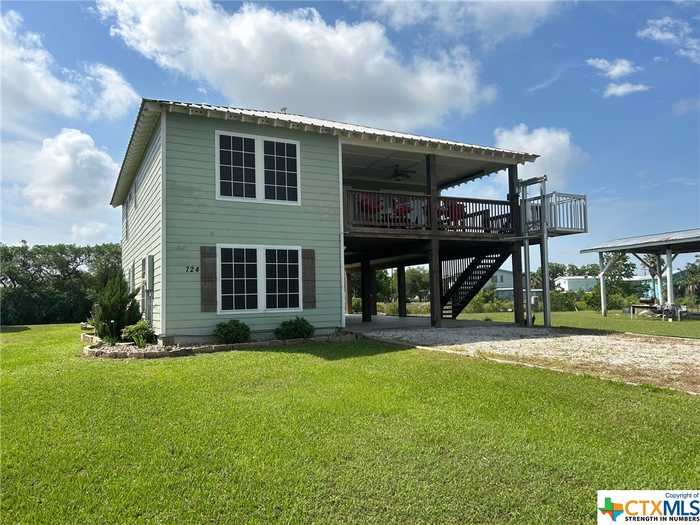 photo 1: 724 Swan Point Marina Road, Seadrift TX 77983