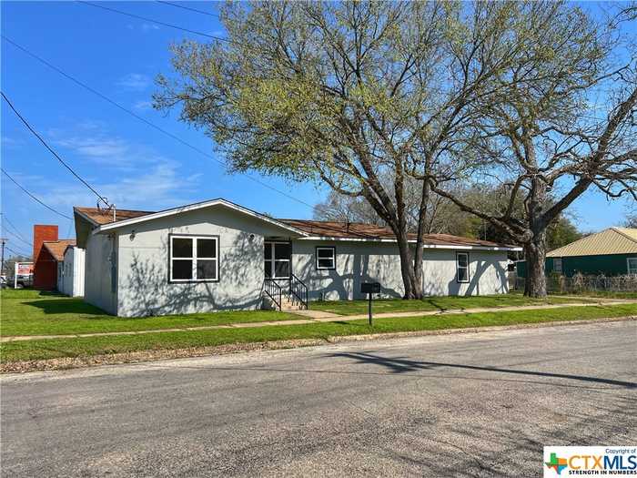 photo 2: 728 Saint James Street, Gonzales TX 78629