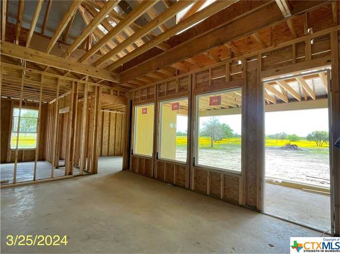 photo 5: 380 Escalera Ranch Road, Victoria TX 77905