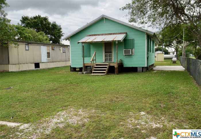 photo 2: 1107 W Jackson Ave Avenue, Port O'Connor TX 77982