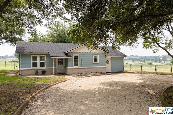 photo 1: 1024 S State Highway 95, Shiner TX 77984