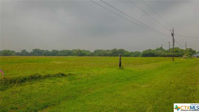 photo 2: 286 Loop Road, Seadrift TX 77983