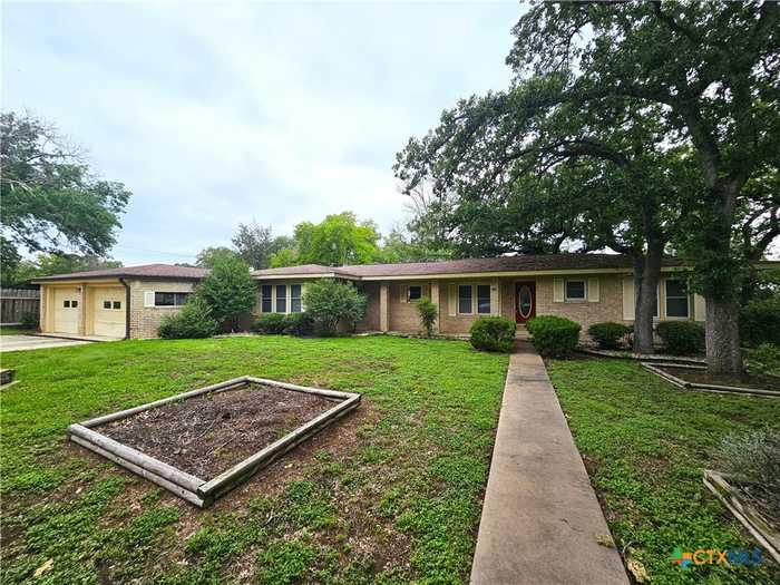 photo 2: 98 Shady Lane, Gonzales TX 78629