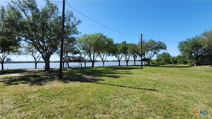 photo 33: 416 Lakeshore Drive, Victoria TX 77905