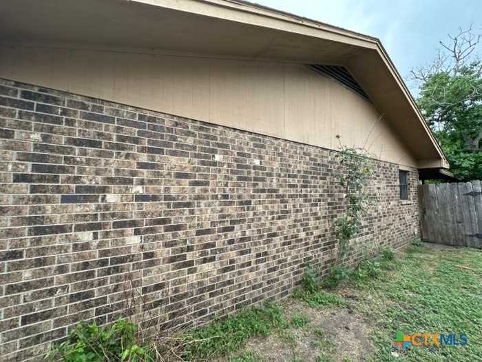 photo 2: 112 Bohman Street, Cuero TX 77954