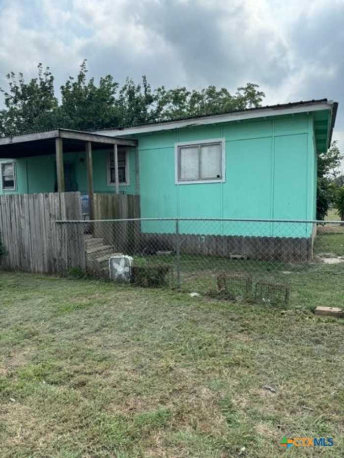 photo 6: 154 W Kruse Avenue, Port Lavaca TX 77979