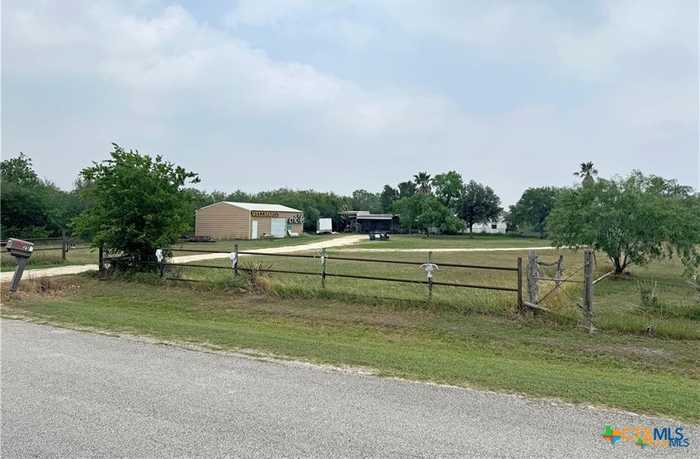 photo 31: 207 Coletoville Road, Victoria TX 77905