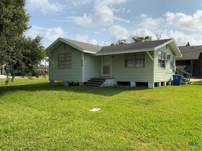 photo 1: 103 S Washington Avenue, Port O'Connor TX 77982