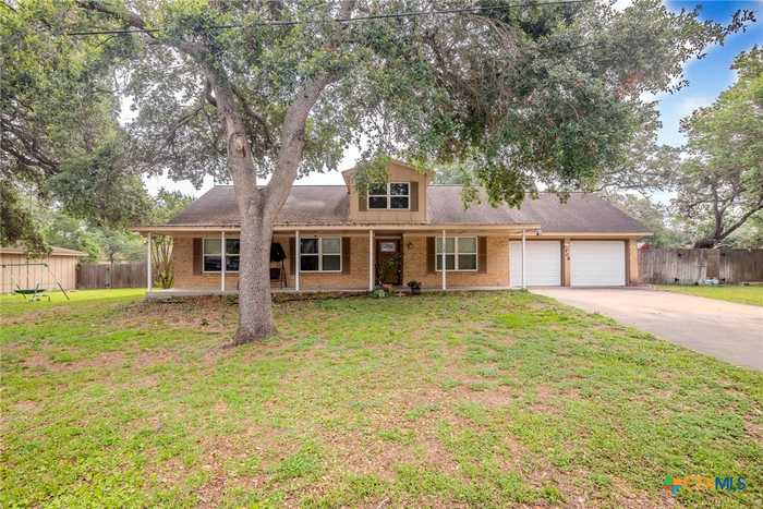 photo 1: 108 W Acorn Drive, Victoria TX 77905