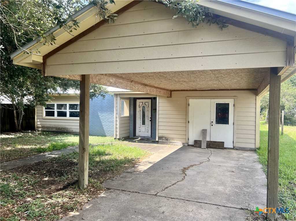 photo 1: 305 E Second Street, Cuero TX 77954