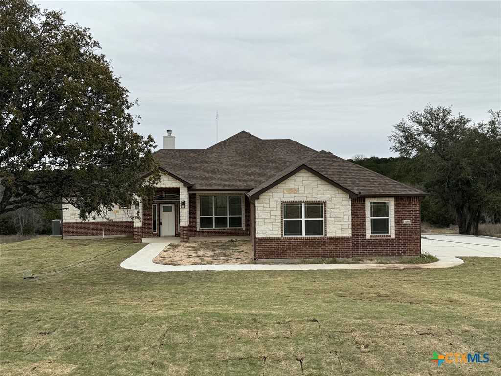 photo 1: 805 Estate Circle, Copperas Cove TX 76522