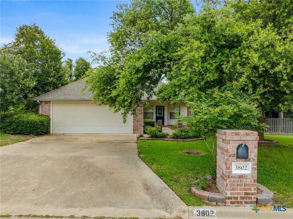 photo 1: 3802 Whispering Oaks, Temple TX 76504