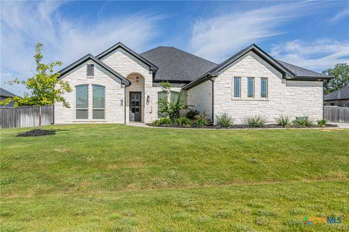 photo 2: 124 Cumberland Drive, Belton TX 76513