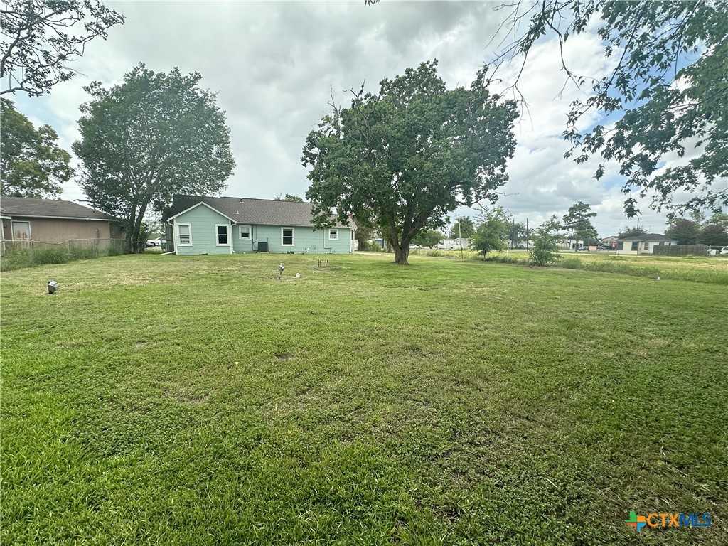 photo 2: 3706 N Main Street, Victoria TX 77901