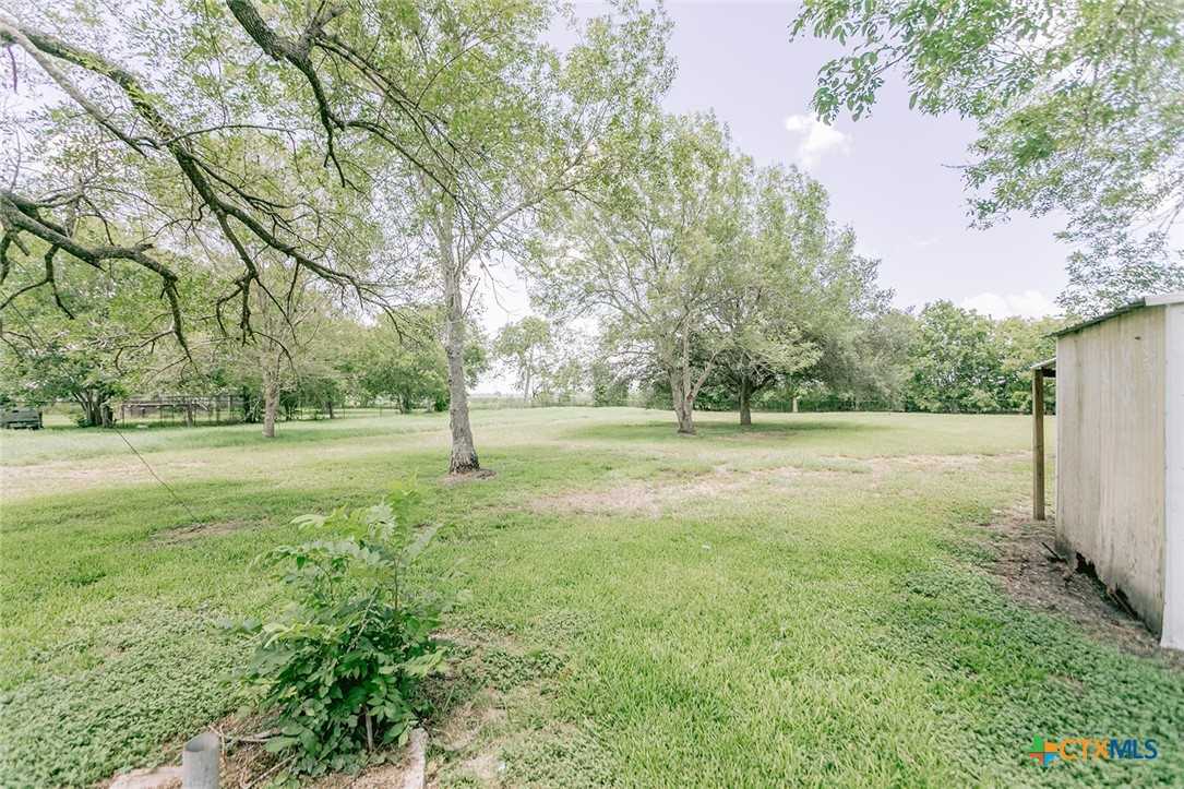 photo 3: 2006 Tibiletti Drive, Victoria TX 77901