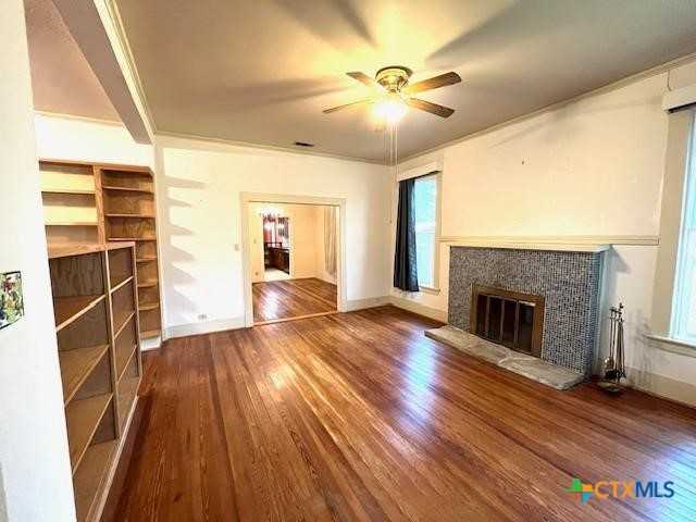 photo 3: 309 W Sarah Street, Cuero TX 77954