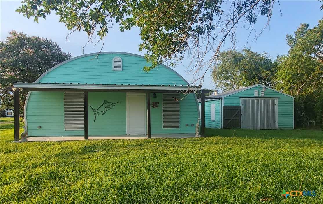 photo 3: 106 W Washington Avenue, Seadrift TX 77983