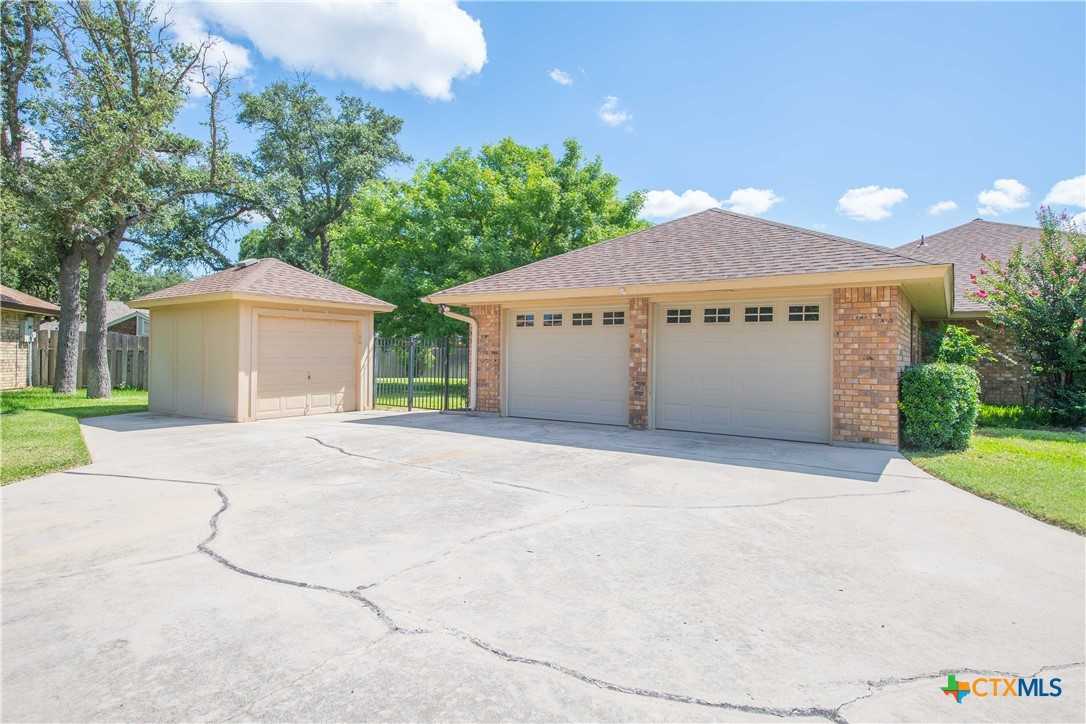 photo 3: 1403 Sparrow Trail, Copperas Cove TX 76522