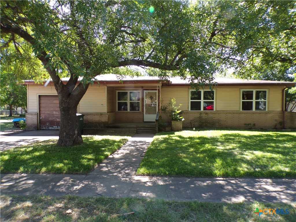 photo 1: 201 Ridge Street, Copperas Cove TX 76522