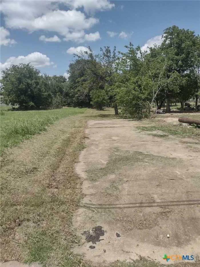 photo 1: 1705 Saunders Street, Gatesville TX 76528