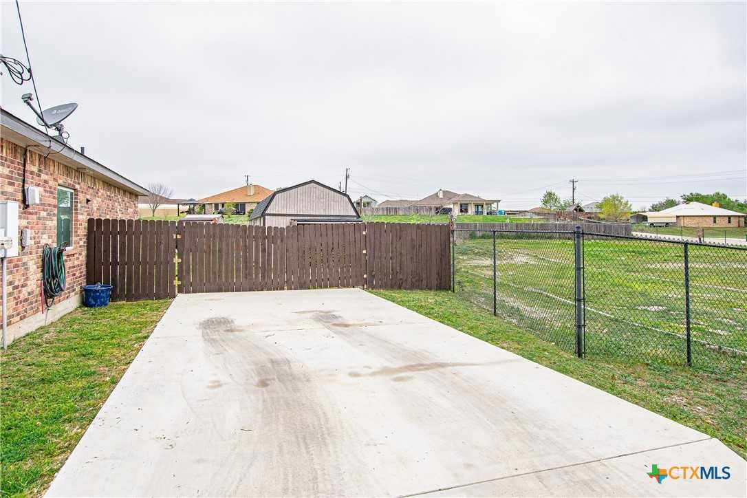 photo 3: 112 Prairie Circle, Kempner TX 76539