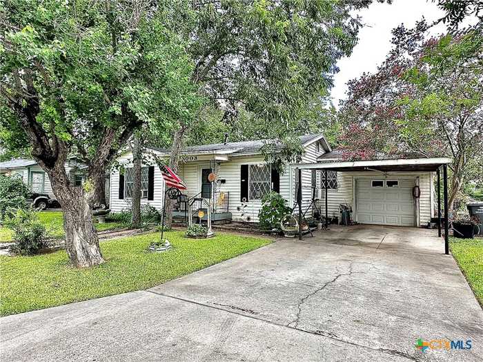 photo 2: 2003 Avondale Street, Victoria TX 77901