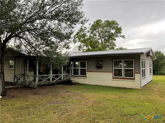 photo 1: 155 Gotfried Street, Victoria TX 77905