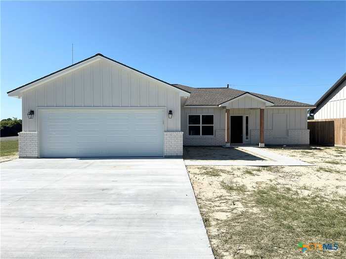 photo 1: 301 Turkey Lane, Victoria TX 77905